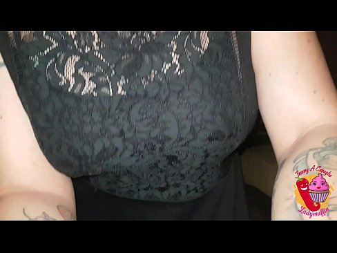 ❤️ хоҳари Slutty ба ӯ медиҳад, минат ва испанӣ ❤ Порнои мақъад дар tg.hdporn24.ru